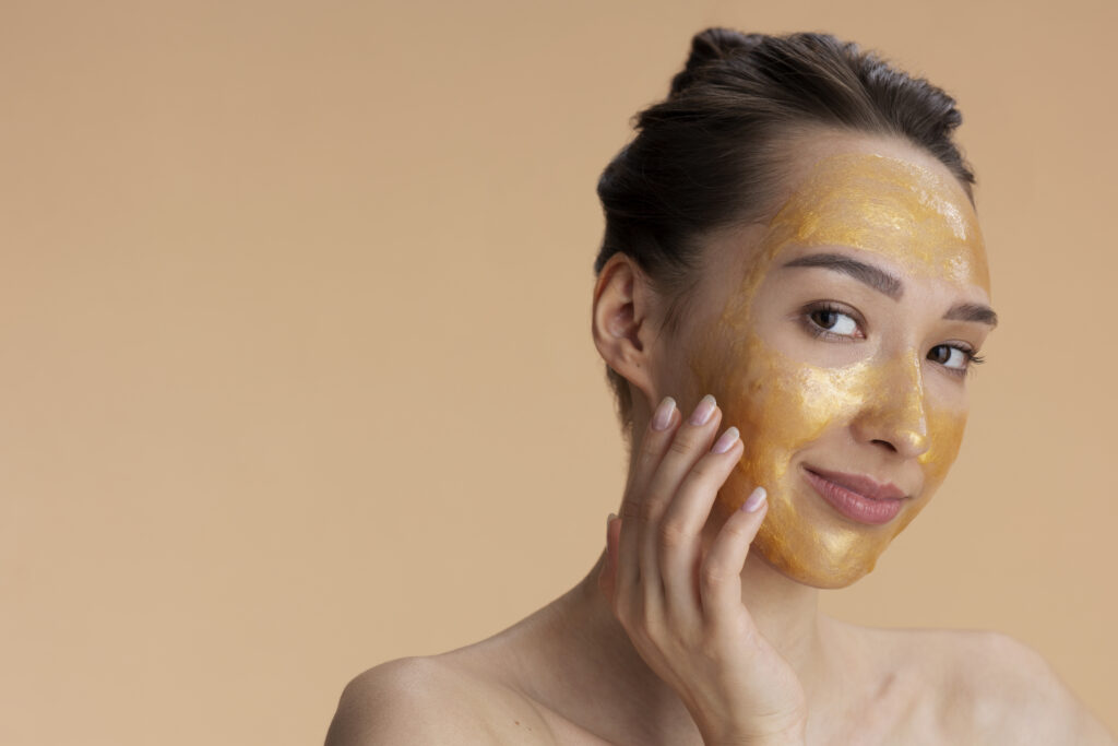 Turmeric and Honey Face Pack